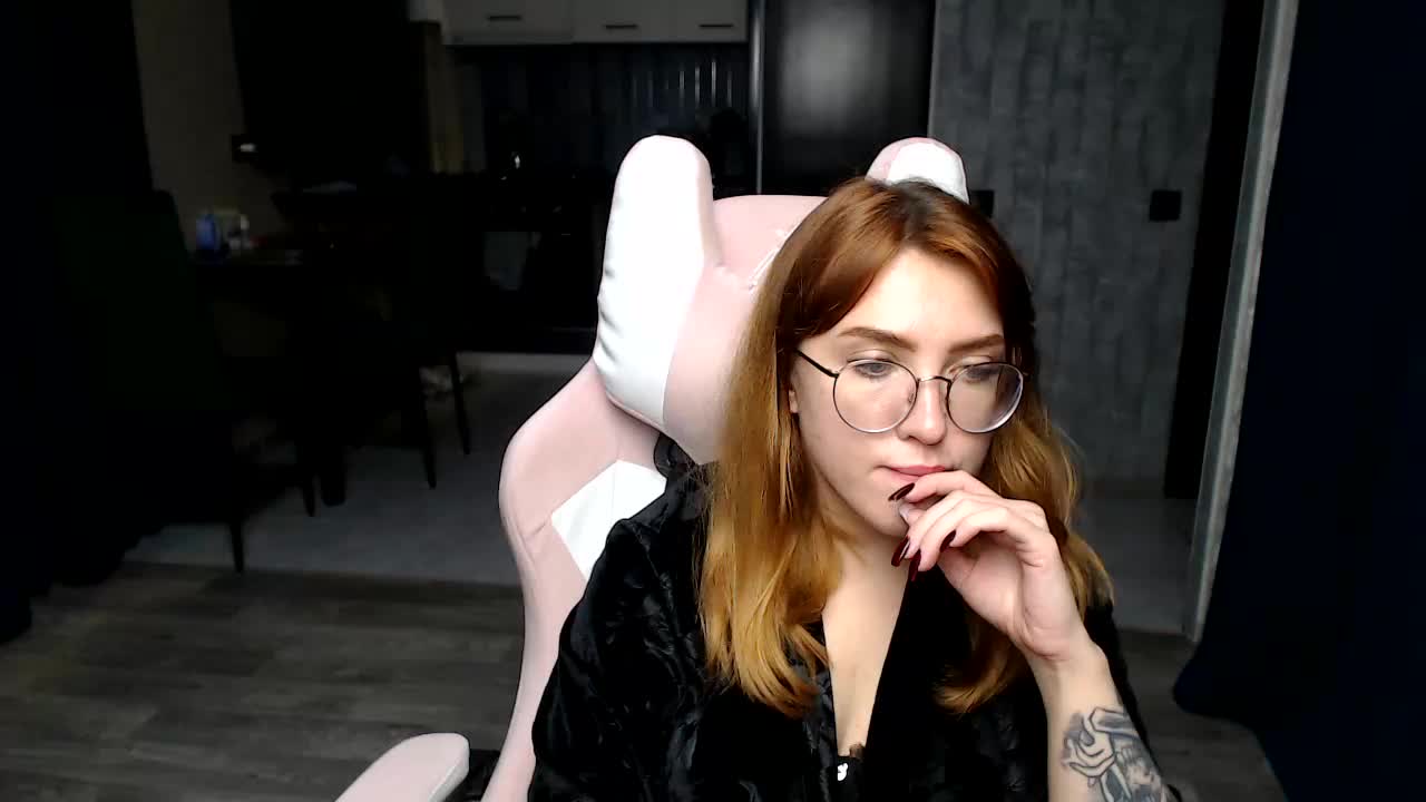 Regimasmile Live Sex December 13, 2025