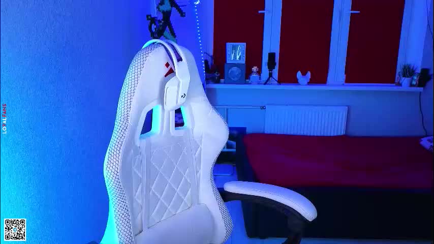 moon_avengers Live Sex December 13, 2025