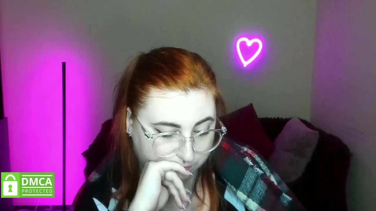 Aliciaredluv Live Sex December 13, 2025