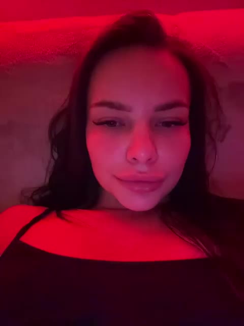 Klubnika13 Live Sex 2025.11.11