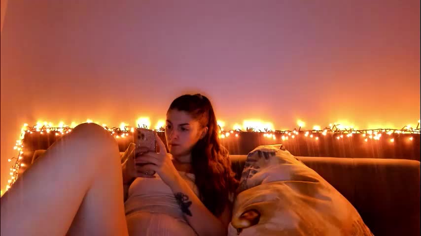 _just_a_simple_girl Live Sex December 14, 2025