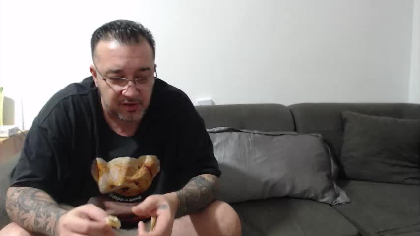 tod916 Live Sex December 15, 2025