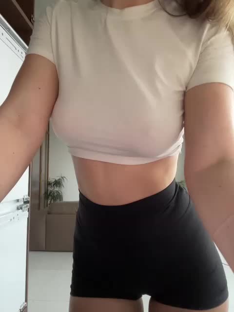 Lolichka20 Live Sex December 13, 2025