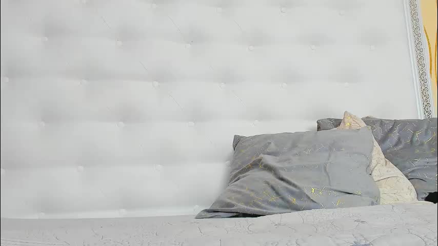 karissia_ Live Sex December 15, 2025