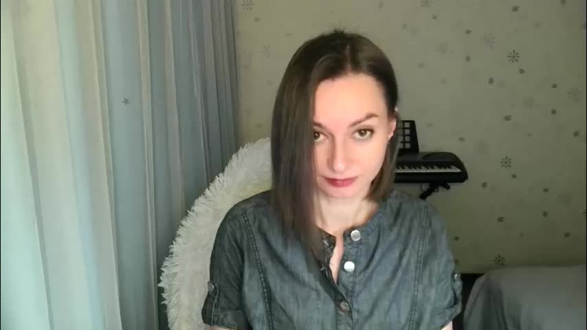 lunaa_bluee Live Sex December 14, 2025