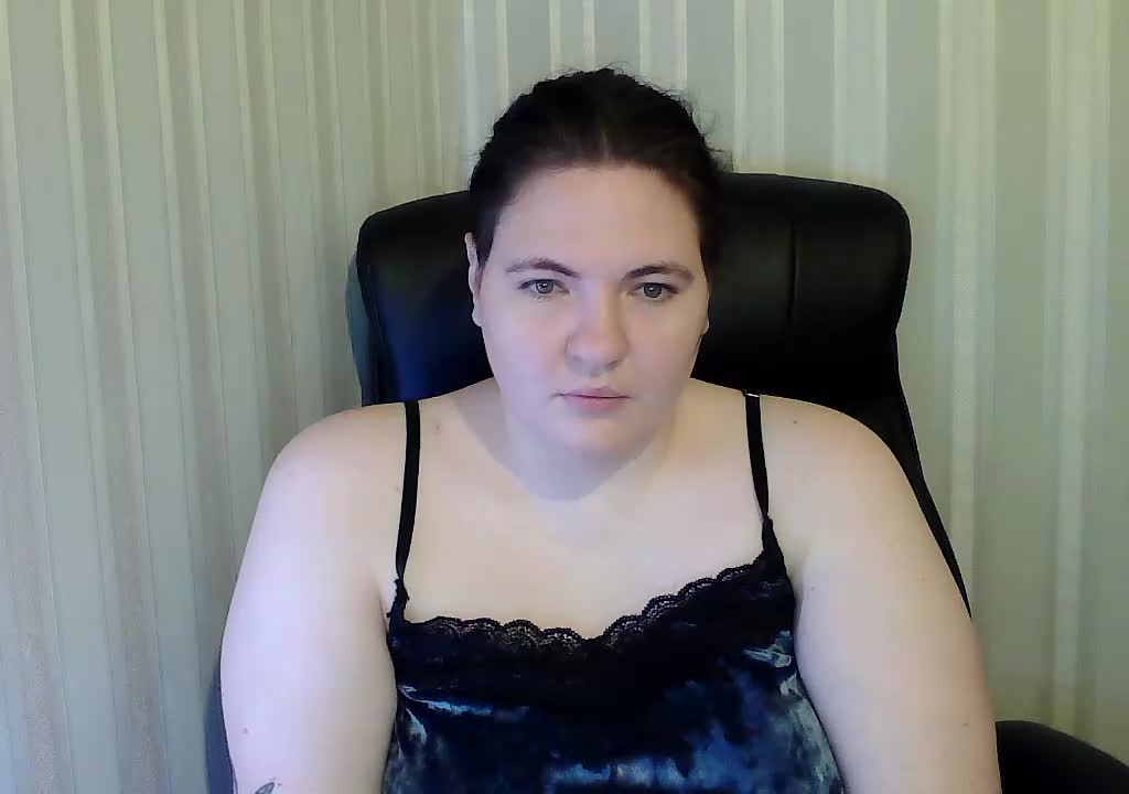 XLisaBlueX Live Sex December 13, 2025