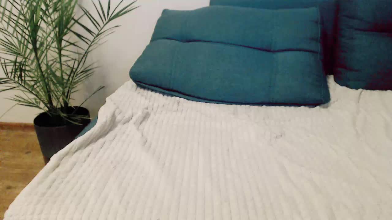 hotmiamix Live Sex December 14, 2025