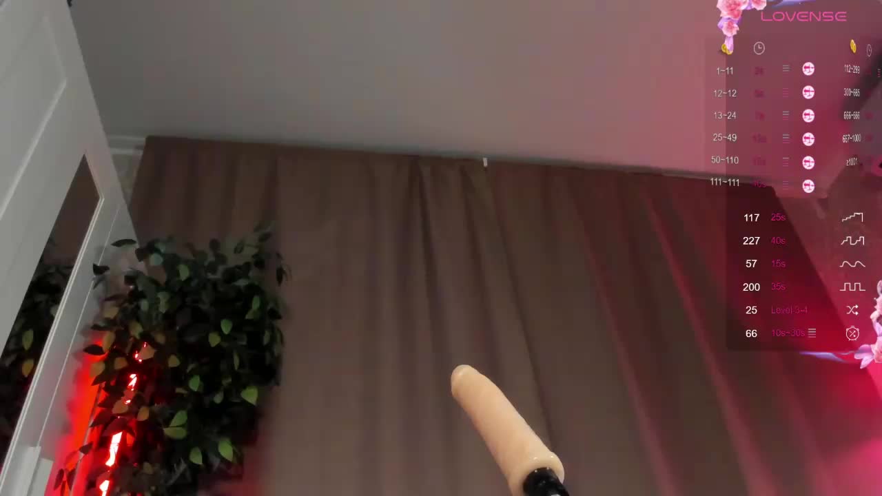 Juicy-Vikki Live Sex December 13, 2025