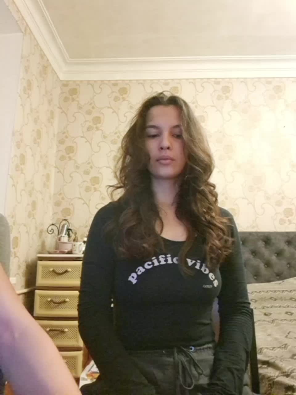 Love_Crew Live Sex December 13, 2025