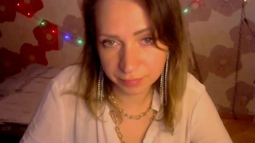 Queen_Daenerys Live Sex December 13, 2025