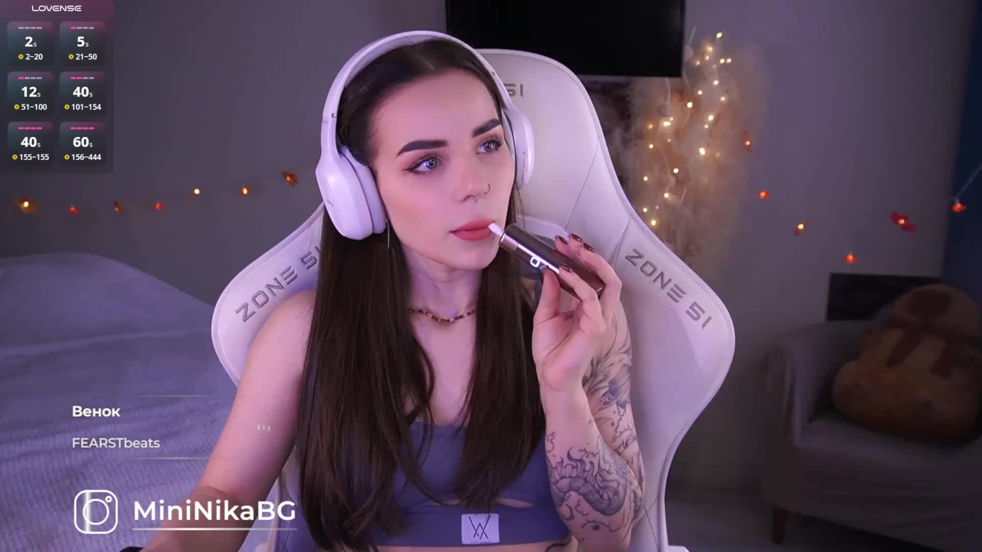 MiniNika Live Sex December 14, 2025