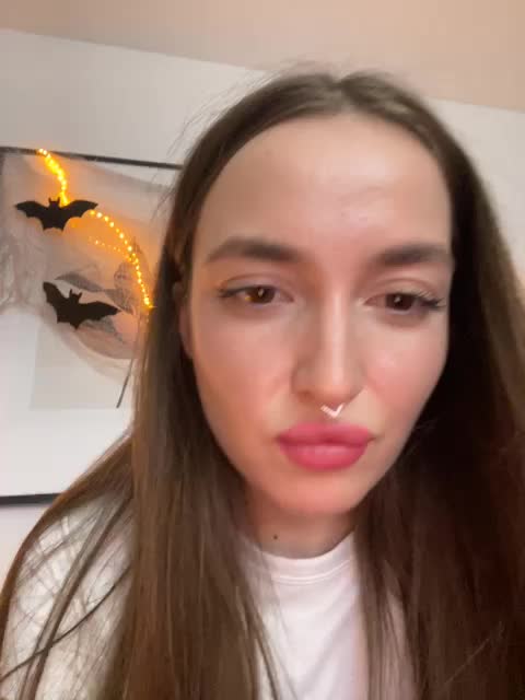 ChloeMeow Live Sex December 13, 2025