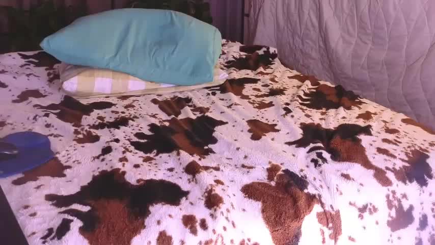 missnew2 Live Sex December 17, 2025