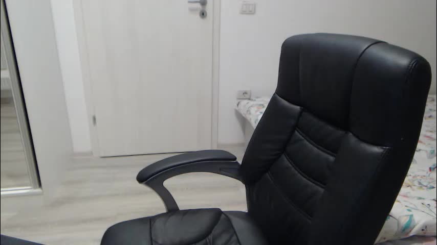 blue_eyes96 Live Sex November 11, 2025