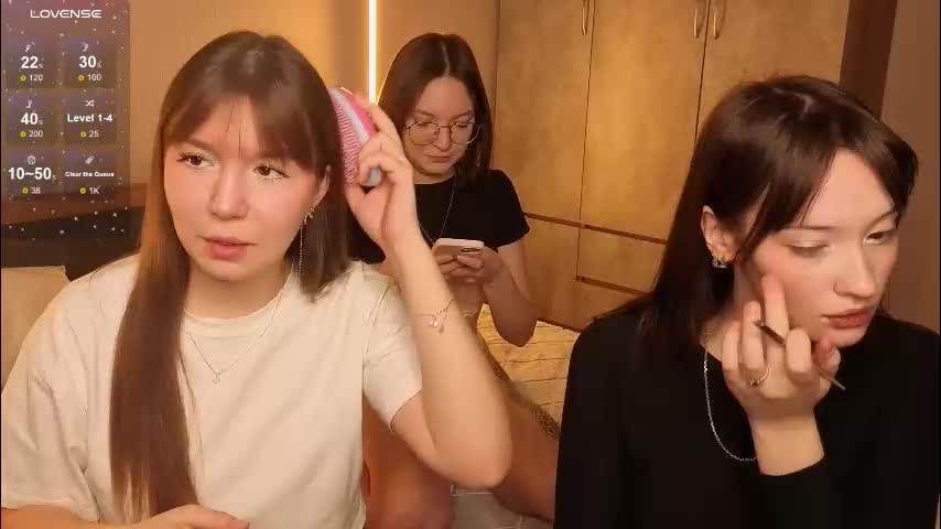 _reverse_gang_ Live Sex December 17, 2025