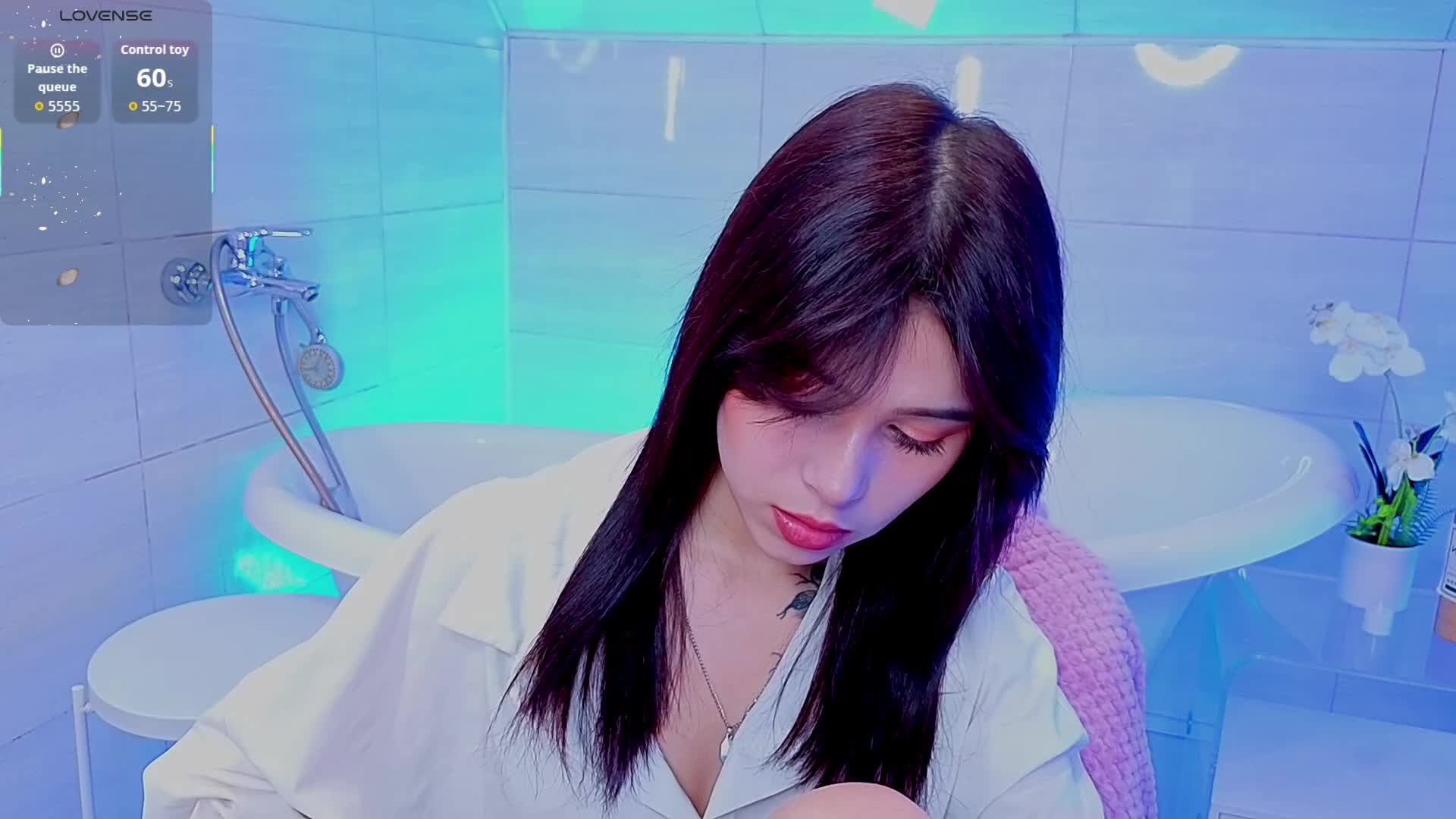 CoralineJones Live Sex December 17, 2025