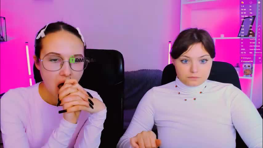 mona_cloud Live Sex December 12, 2025