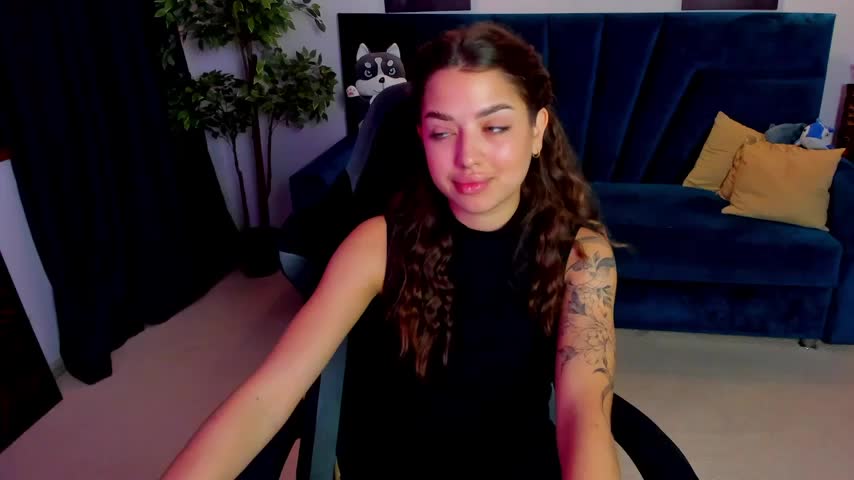 CharleneWoods Live Sex December 13, 2025