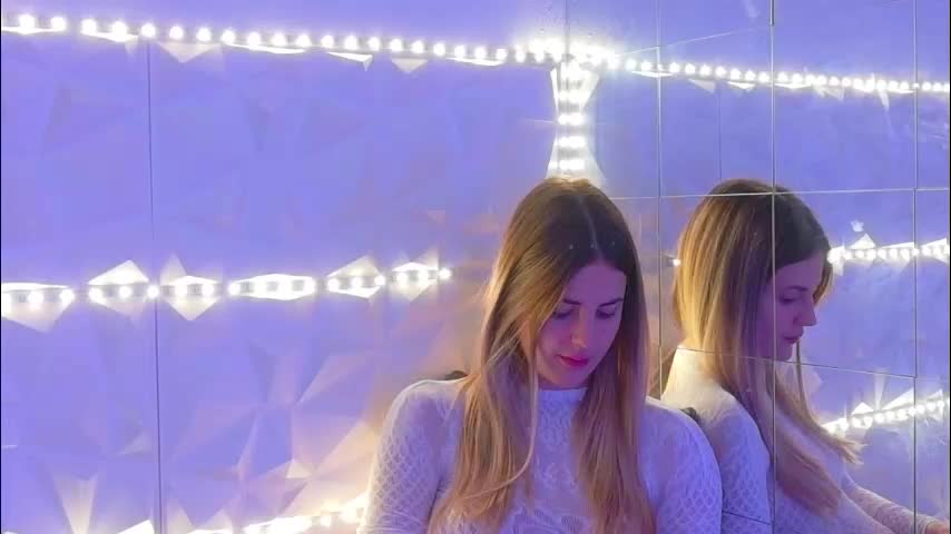 aishhaa Live Sex December 12, 2025