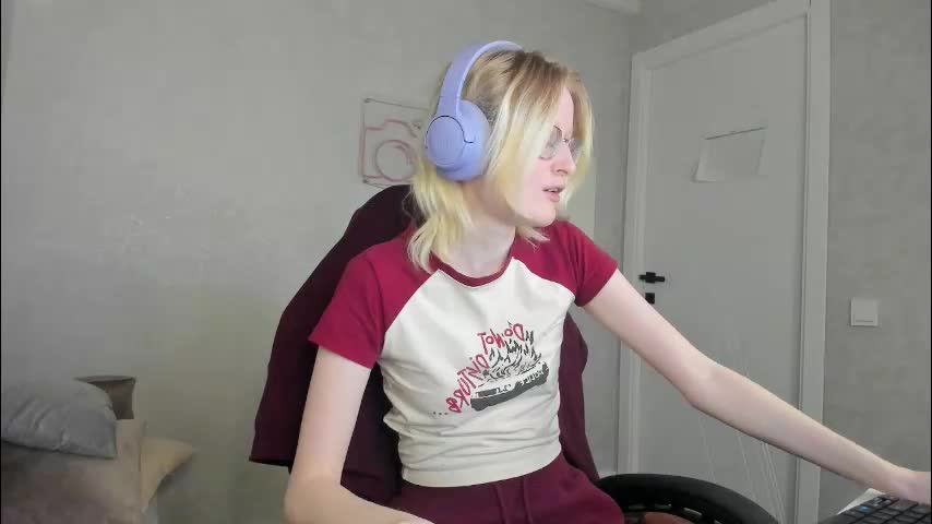 elizabeth_harpper Live Sex December 13, 2025