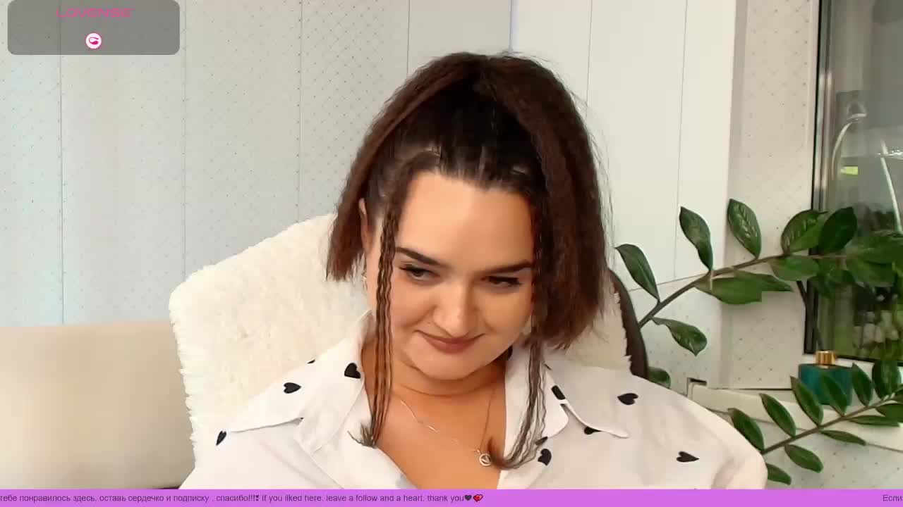 LinaCrave Live Sex December 15, 2025