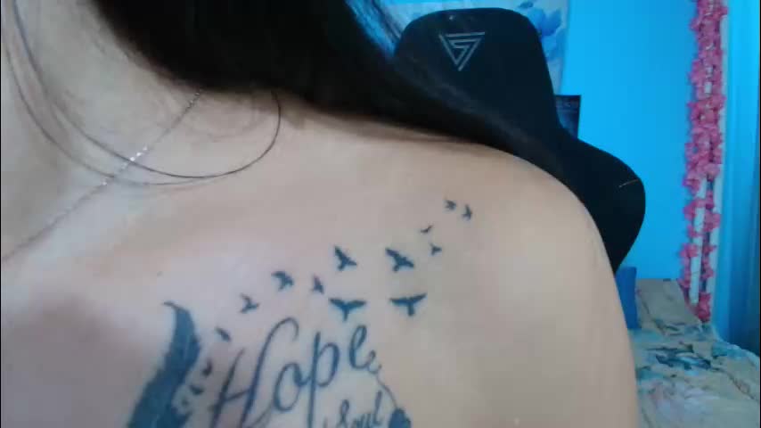 small_horny_girl Live Sex December 13, 2025