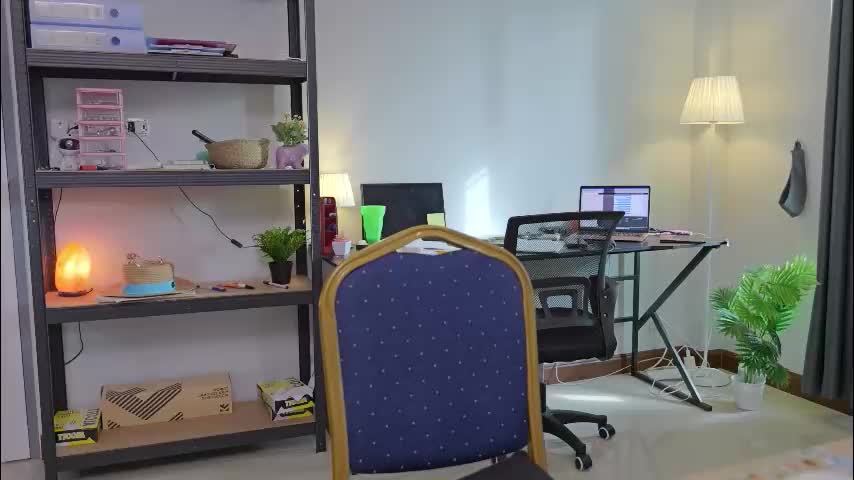 ellcrys Live Sex December 14, 2025