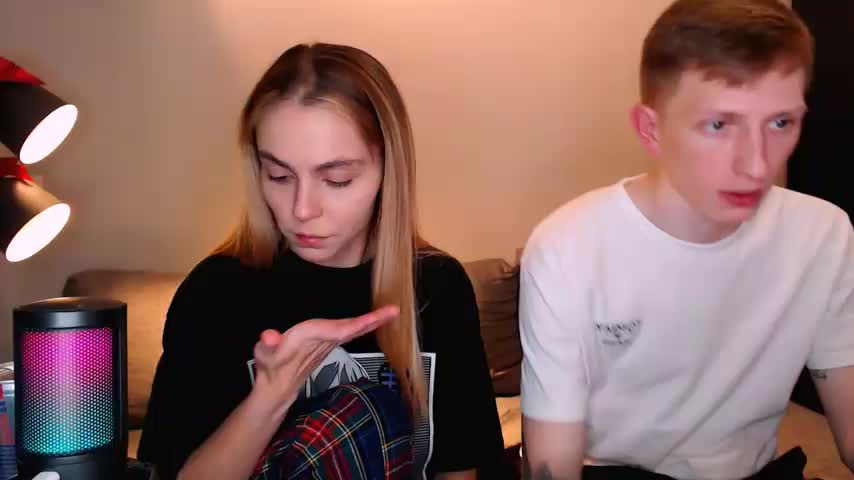 juliaanddima Live Sex December 15, 2025