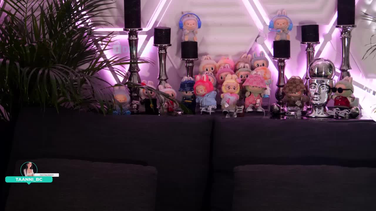 Taanni Live Sex December 13, 2025