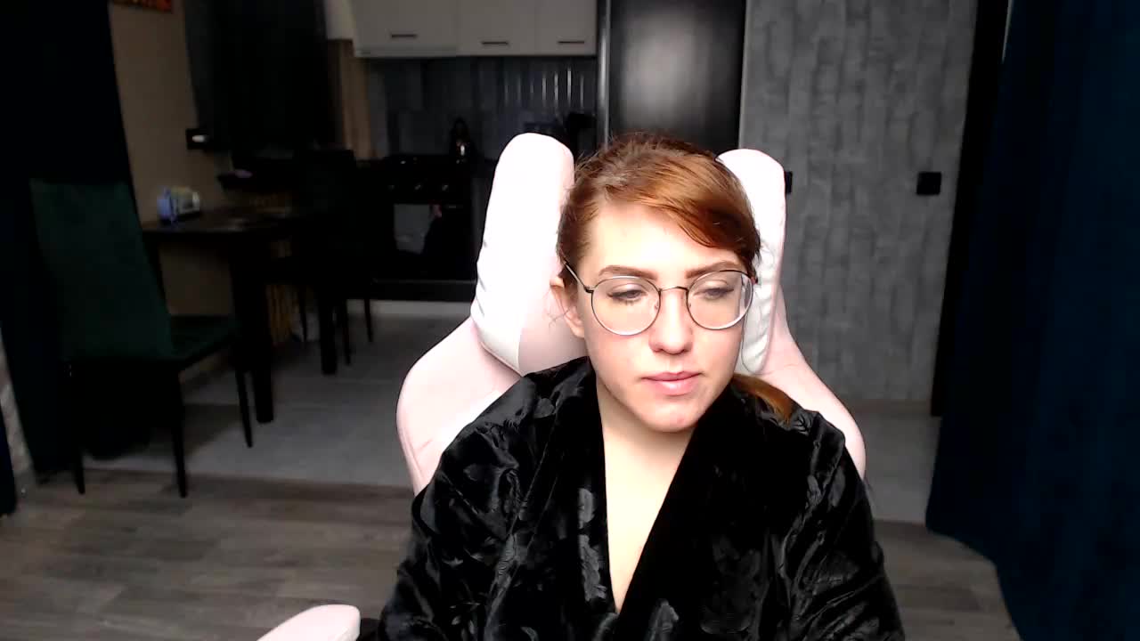 Regimasmile Live Sex December 13, 2025