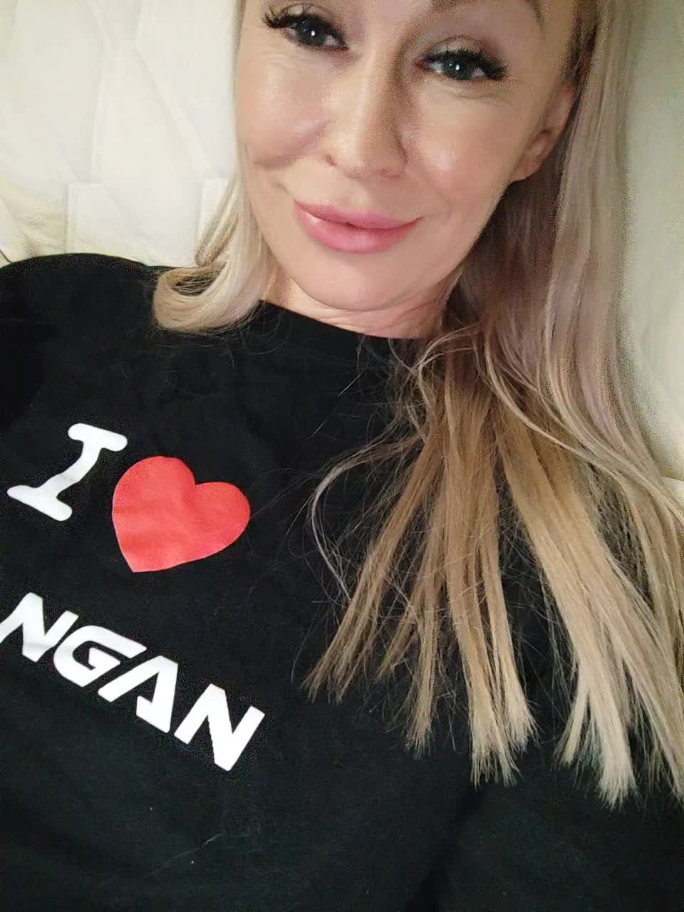 Blondi_Love Live Sex December 13, 2025