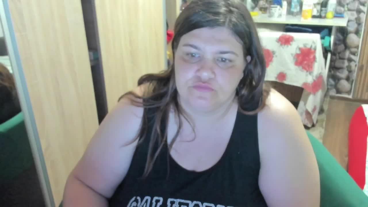 Ionysexylips69 Live Sex December 15, 2025