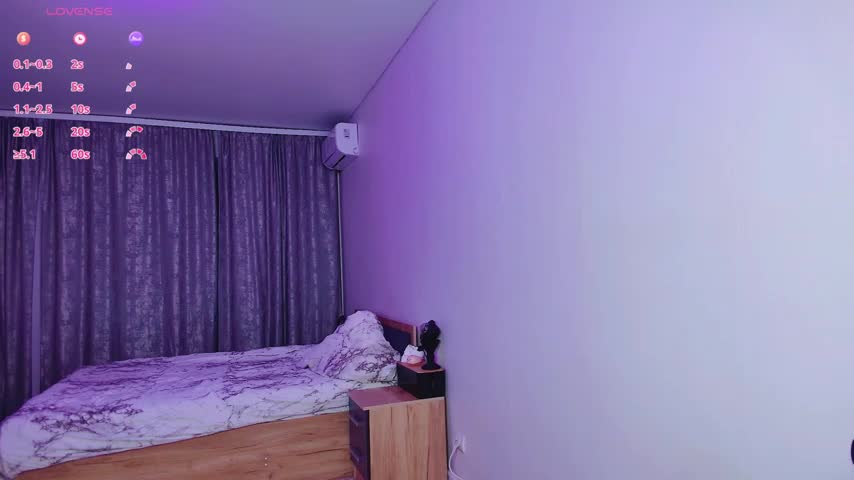 _whiteprincess Live Sex December 14, 2025