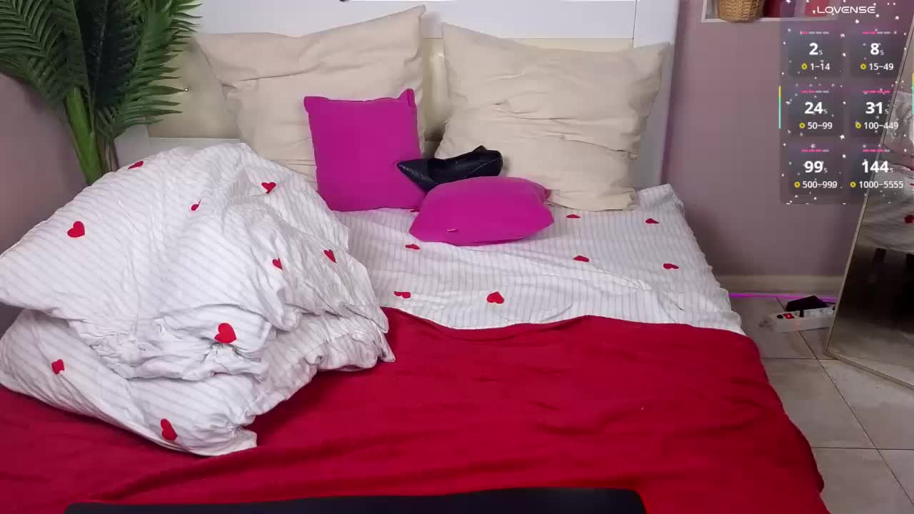 Karolinee Live Sex December 13, 2025