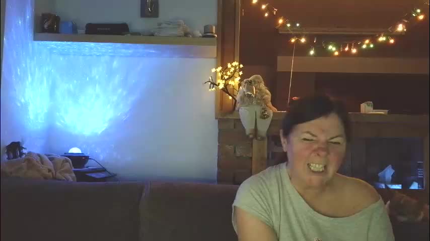 sanroom Live Sex December 14, 2025