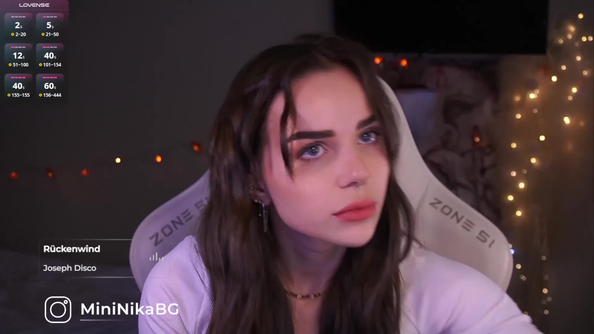 MiniNika Live Sex December 14, 2025