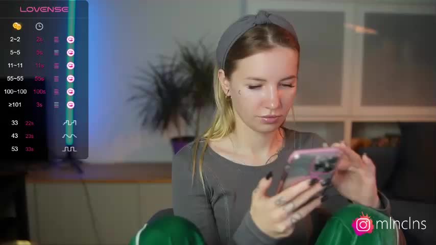 mel-collins Live Sex December 15, 2025