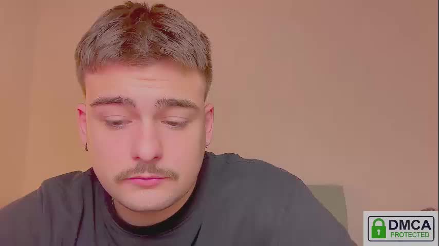 your_molly_mark Live Sex December 17, 2025