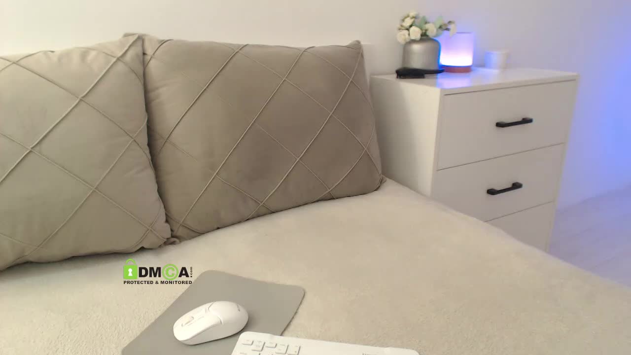 Kaatrinia Live Sex November 13, 2025