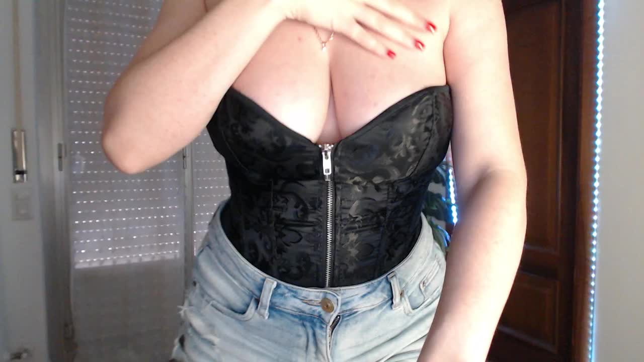 Alina-Lovely Live Sex December 13, 2025