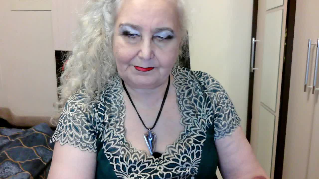 GrannyWants Live Sex December 15, 2025