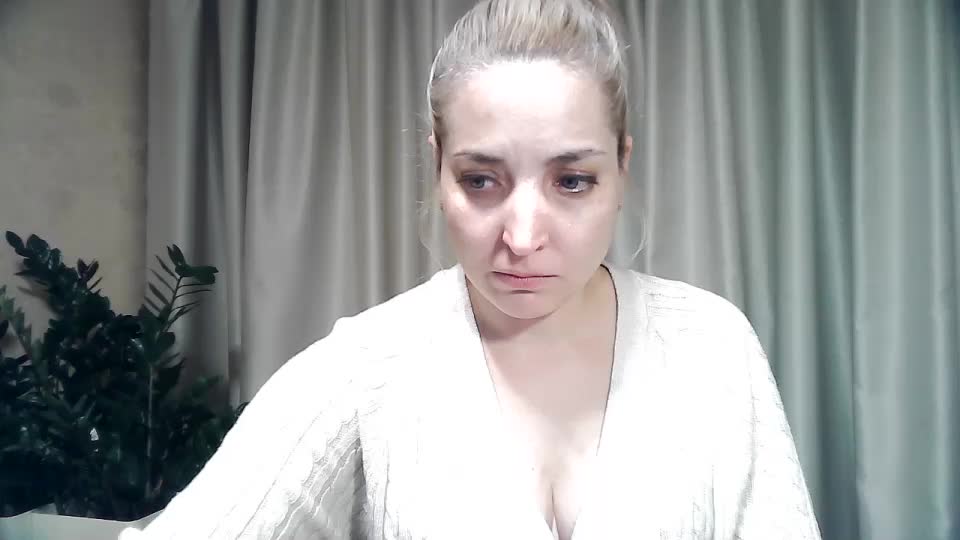 mariska-kiska Live Sex December 13, 2025