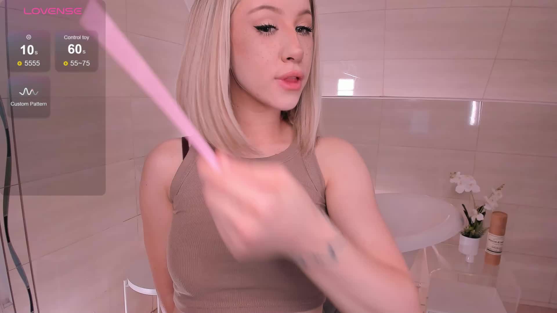 Necucubi Live Sex December 15, 2025