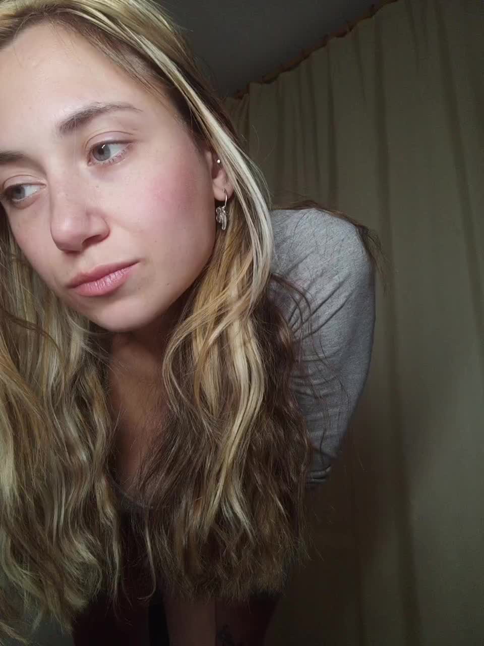 MilkyGirl Live Sex December 13, 2025