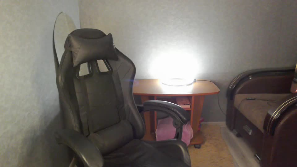 LindaElosiMilf Live Sex December 13, 2025