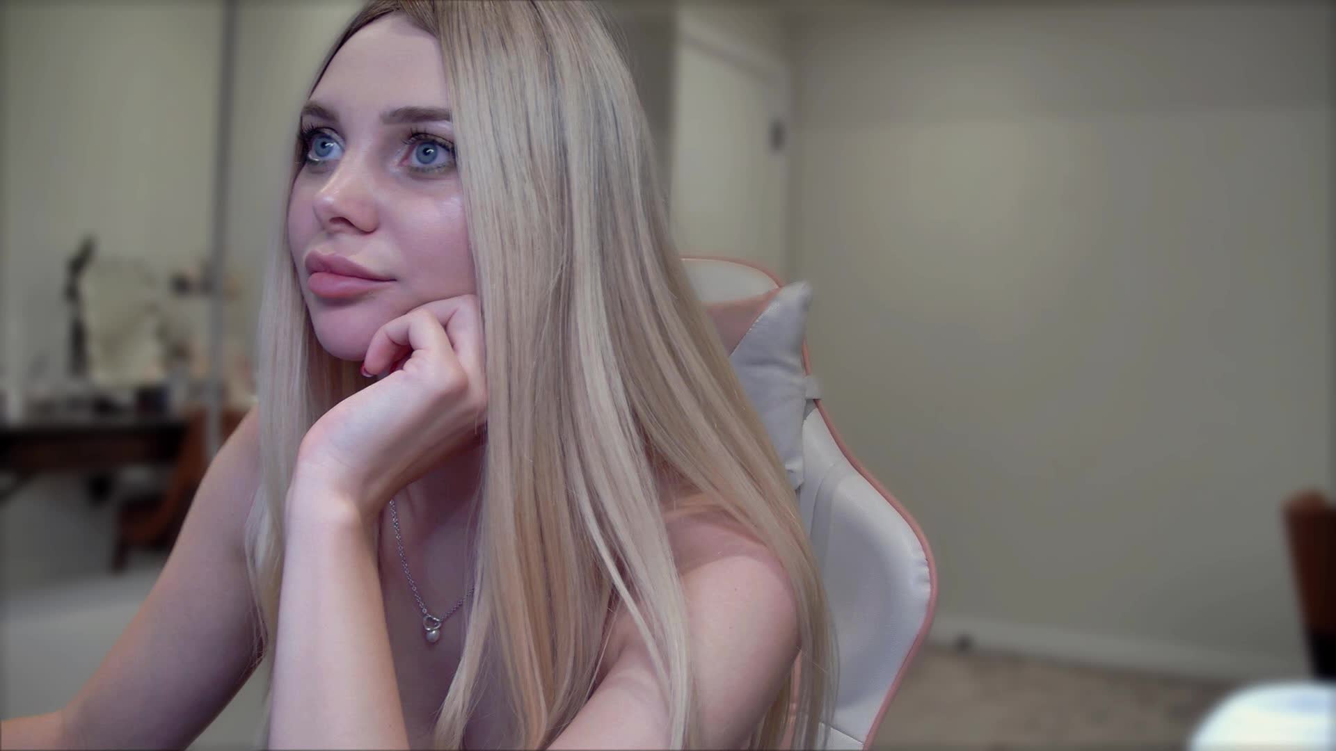 PolinaS Live Sex December 13, 2025