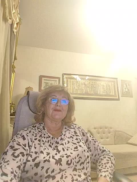 KarinkaSweet Live Sex 2025.11.14