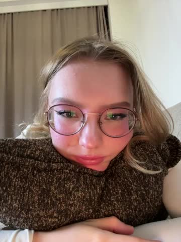 -Nezukoo- Live Sex December 14, 2025