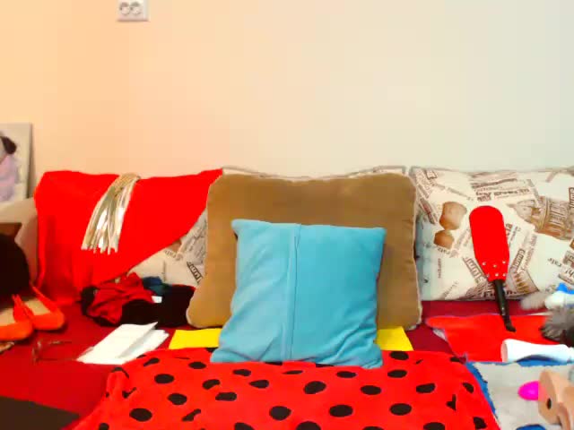 Olvia7985 Live Sex December 12, 2025