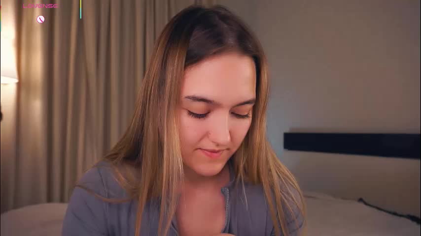 hip_hop_baby Live Sex December 13, 2025